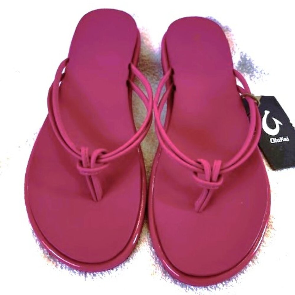 OluKai 'Aka' Pink Plumeria slide on flip flop sandals NWT Size 11